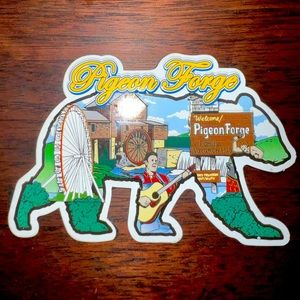 Vintage Pigeon Forge Tennessee Black Bear Magnet